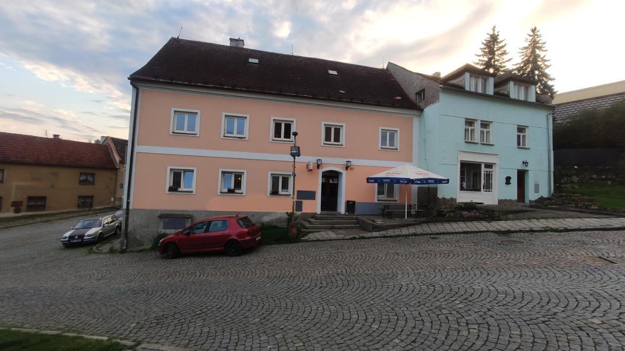 H@M Penzion Žlutice Zewnętrze zdjęcie